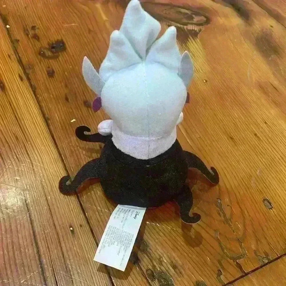 Walt Disney Princess Little Mermaid URSULA VILLIAN 6" Plush Stuffed Animal - Picture 3 of 7